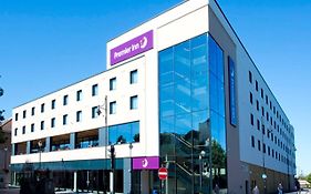 Premier Inn Staines Upon Thames
